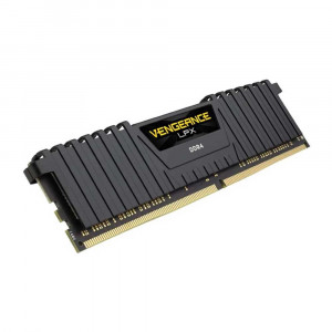 RAM CORSAIR VENGEANCE DDR4 32GB  3600 Mhz